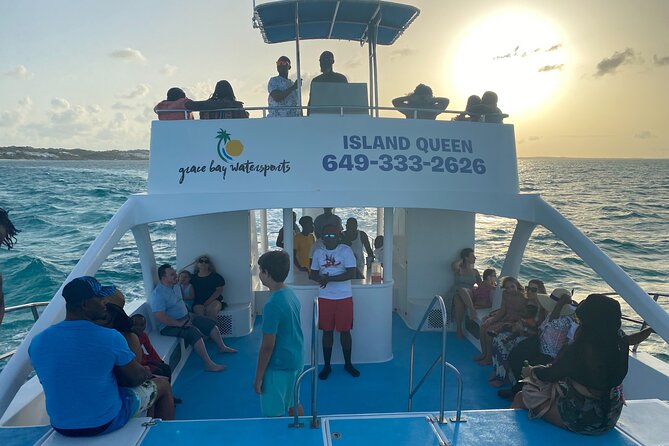 Private Catamaran Sunset Cruise in Turks and Caicos - Key Points