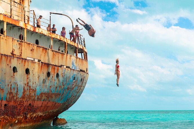 Full Day Private Boat Snorkeling, Sightseeing and Beach BBQ - Who Should Consider This Tour?