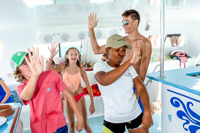 Family Catamaran & Snorkeling Cruise Turks & Caicos - FAQ