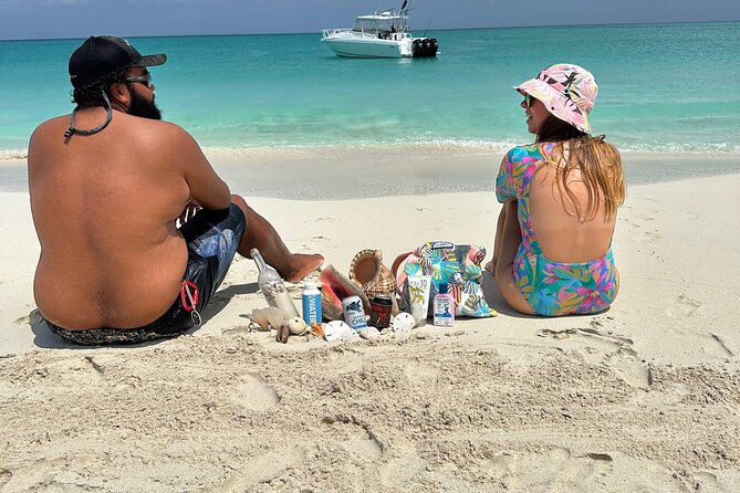 Robinson Crusoe Island Beach Hideaway Cruise - Parrot Cay and Star Villas