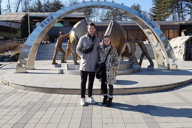 One day Private DMZ Tour & Gamaksan suspension bridge - Frequently Asked Questions