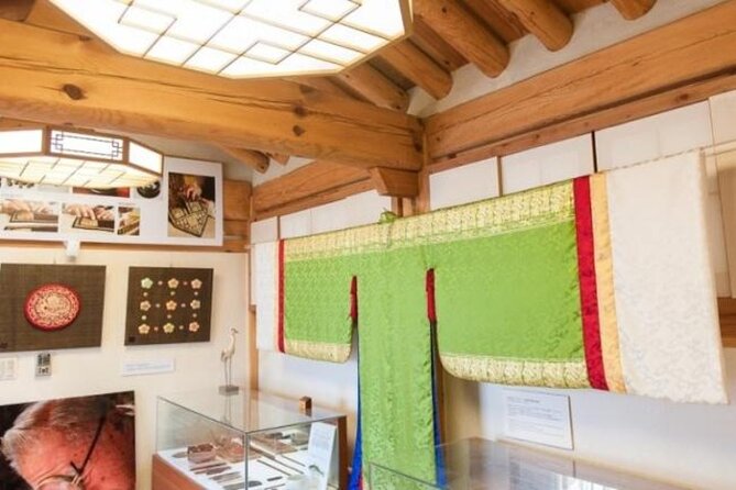 Seoul: Bukchon Hanok Village Walking Tour - Insights from Past Participants