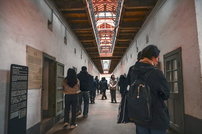 Seoul History Tour: Dark Past & Market Street Flavors - Discover Seoul’s Hidden Stories and Flavors