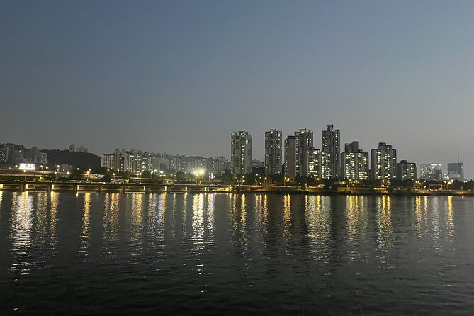 Han River sunset Chicken & Karaoke Private Tour - FAQ