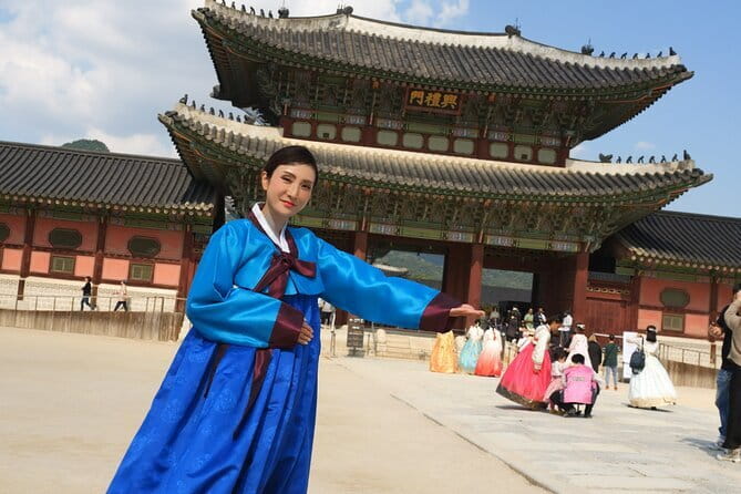 Dark story of Palace - Authentic Experiences from Past Travelers