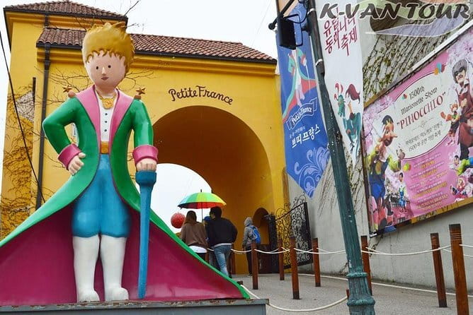 Private Transfer from Seoul to Busan(up to 12 passengers) - The Vehicle and Comfort