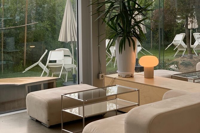 Seoul Walking Tour from Seongsu with Private Photos - Who Should Consider This Tour?