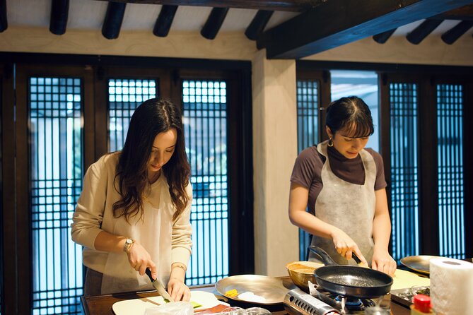 Royal Seoul Cooking Class in a 100-Year-Old Hanok - A Close Look at the Experience