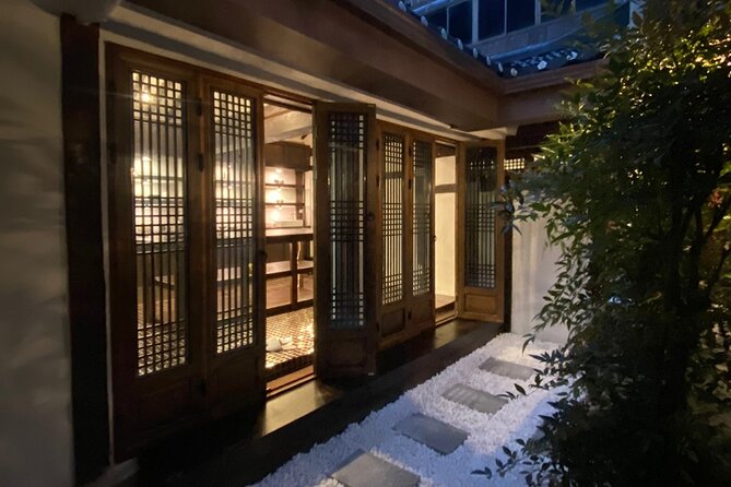 Royal Seoul Cooking Class in a 100-Year-Old Hanok - Key Points