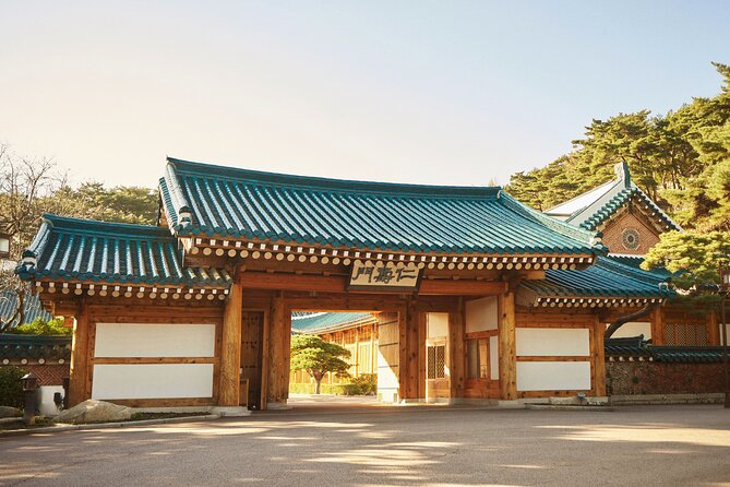 (Closed) Koreas White House Walking Tour Blue House - Exploring the Experience: What Travelers Will Love  