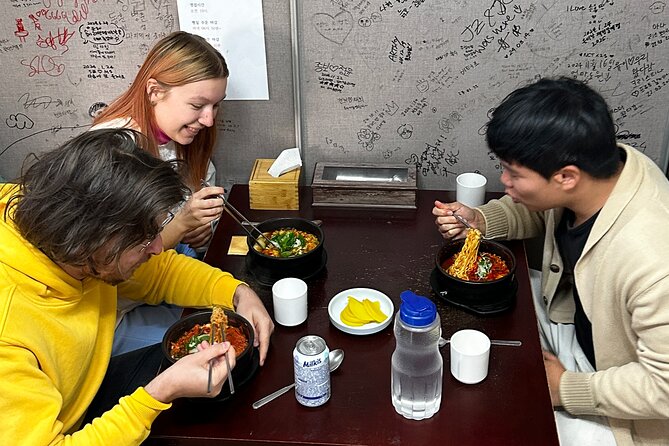 Street Food Tour in Jongno, Heart of Seoul - Practical Details and Tips