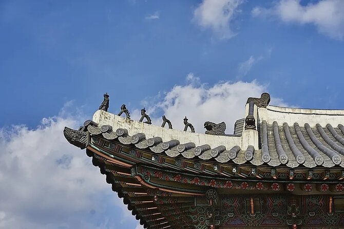 Paths of Power: Walking Tour Through Historic Seoul - The Royal Gate and Palace
