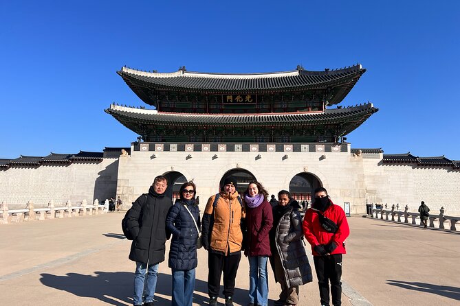Time Travel in Seoul: Gyeongbokgung Palace, Folk Museum & Bukchon - FAQ
