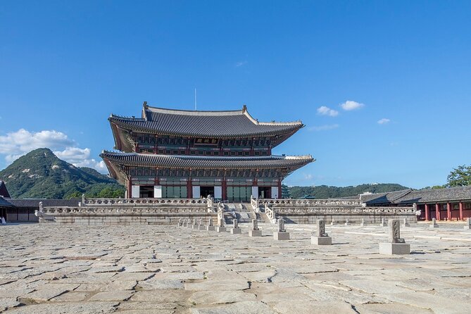 Gyeongbokgung Palace Web Guide and Room Escape Tour Ticket - An In-Depth Look at the Experience