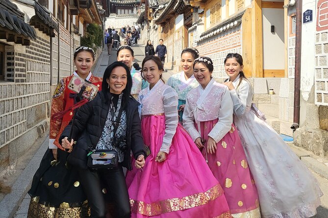 Wearing Hanbok Walking Tour in Bukchon with Liquor Tasting - Frequently Asked Questions