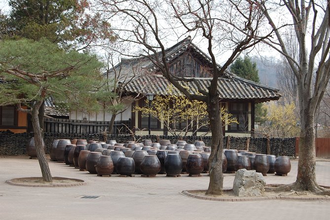 Day Trip to Yongin Daejanggeum and Korean Folk Village from Seoul - Visiting Yongin Daejanggeum Park: A Dream for K-Drama Fans