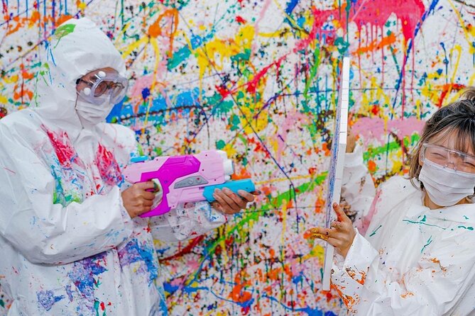 Seoul Action Painting Experience in a Studio (Foreigner Only) - Key Points